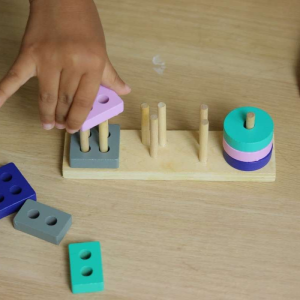 5 Ide Mainan Kayu yang Bisa Dibuat di Rumah 2 Ide mainan kayu anak